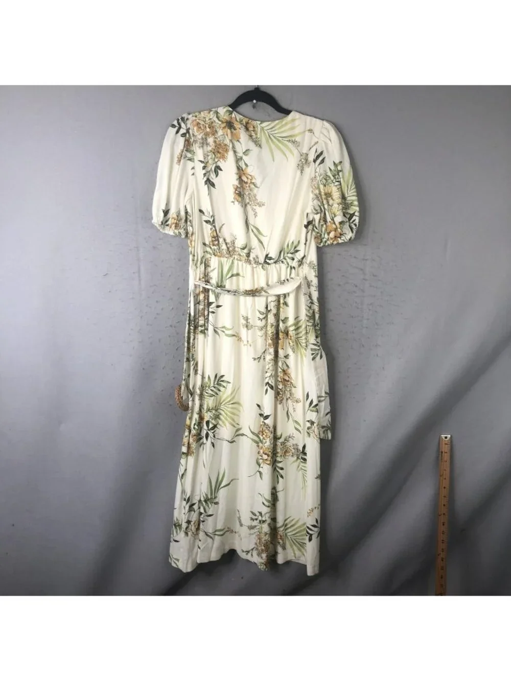 VICI Dress Womens M White Floral Maxi Puff Sleeve Button Belted Boho Tropical